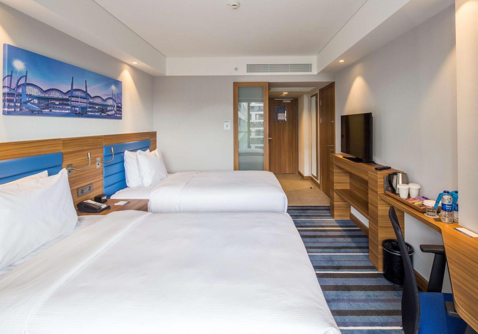 Hampton By Hilton Istanbul Kurtkoy Hotel Kültér fotó